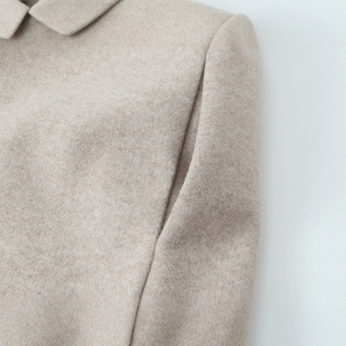 Damen Kurzgeschnittener Oversize Wollmix-Mantel mit weiter Schalkragen Echoarchiv