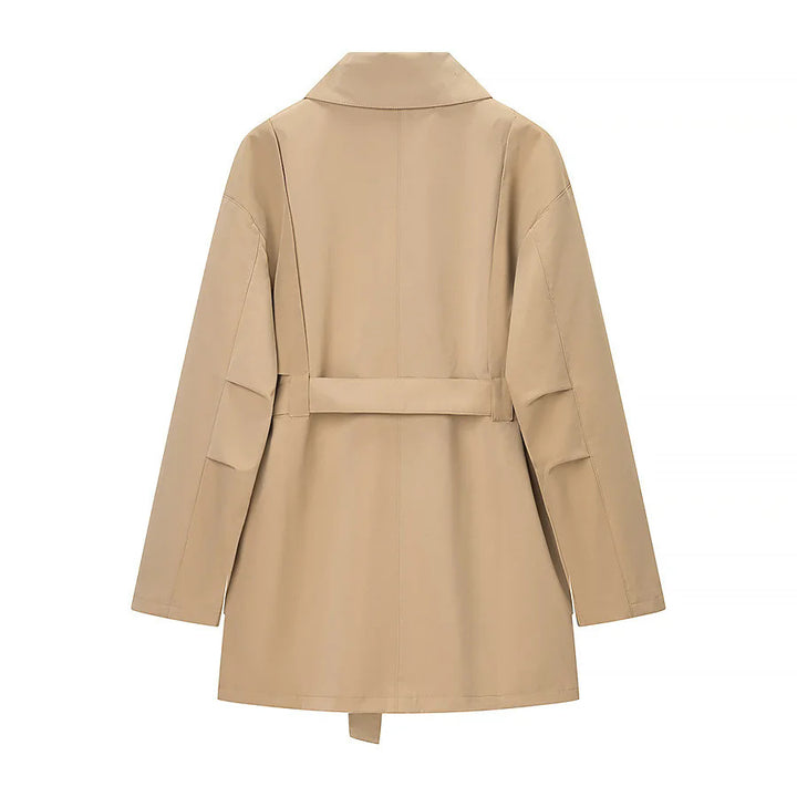 Damen taillierter Trenchparka mit Bindegürtel, asymmetrischer Blende und großen Pattentaschen – Montévia