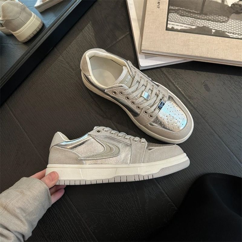 Damen Sportliche Sneakers mit reflektierendem Obermaterial und gepolsterter Innensohle Echo Archiv