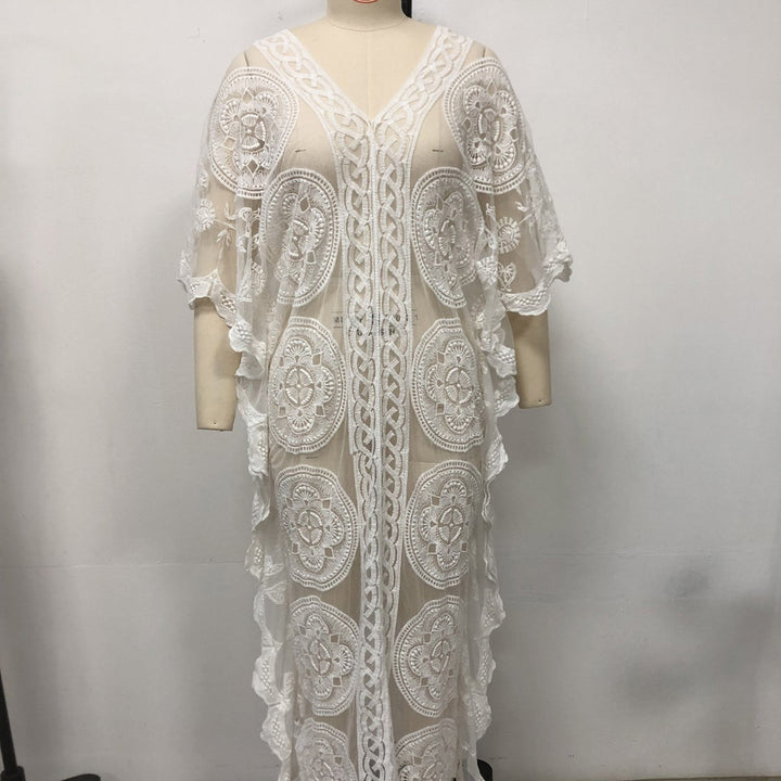 Damen Elegantes Häkel-Strandüberwurfkleid mit voluminösen Ärmeln und V-Ausschnitt Echo Archiv