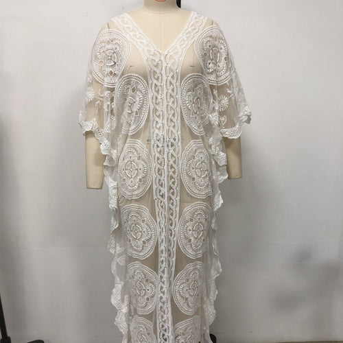 Damen Elegantes Häkel-Strandüberwurfkleid mit voluminösen Ärmeln und V-Ausschnitt Echo Archiv
