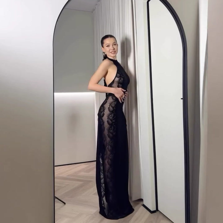 Damen Elegantes Spitzenkleid mit hohem Kragen und seitlichem Schlitz Echo Archiv