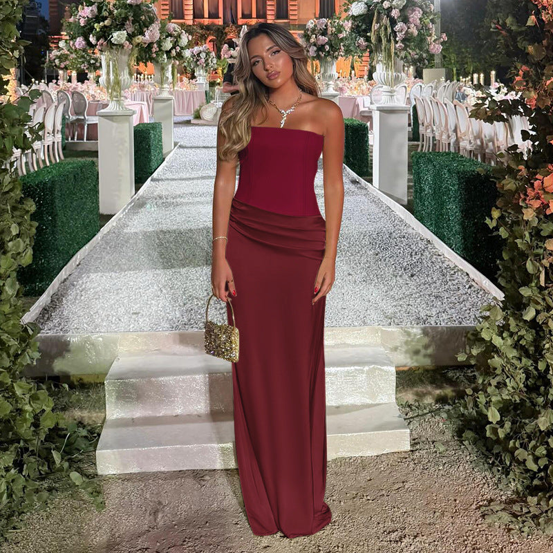 Damen Elegantes Cocktail-Maxi-Kleid mit schulterfreiem Design und sanfter Raffung Echo Archiv