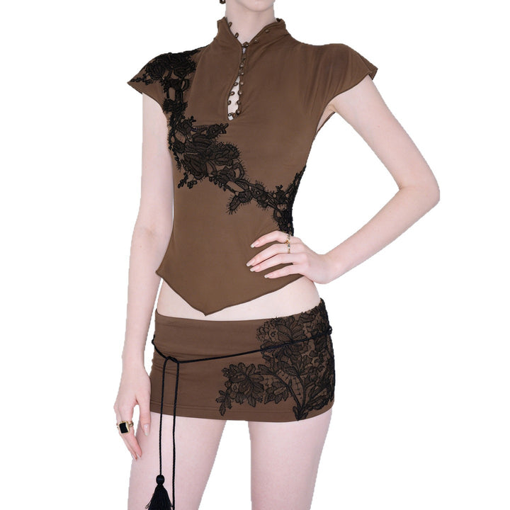 Damen Elegantes Spitzenoberteil mit modischen Knopfdetails Echo Archiv