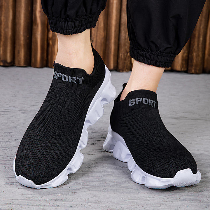 Unisex nan nahtloser Strick-Slip-On mit sockenähnlichem Schaft und skulpturierter Dämpfungssohle Echo Archiv