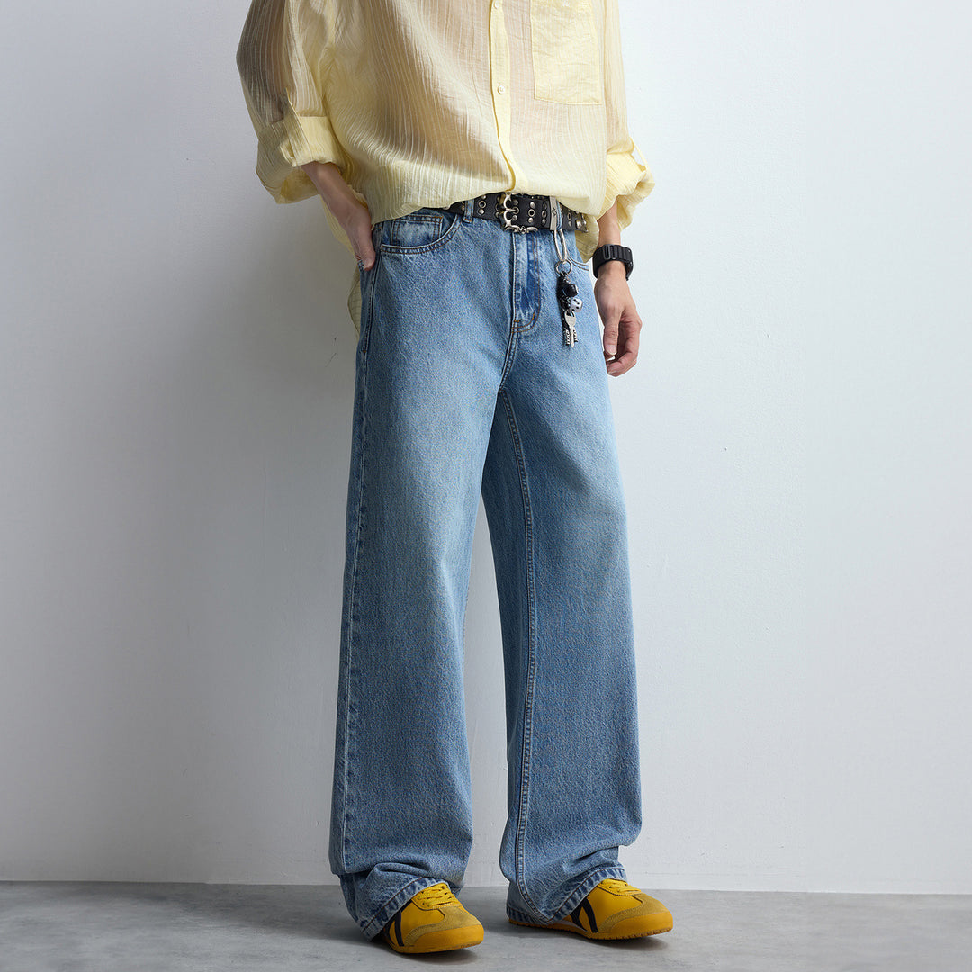 Damen Relaxed-Jeans mit extra weitem Bein, hoher Bund und cleanem Minimal-Design Echo Archiv