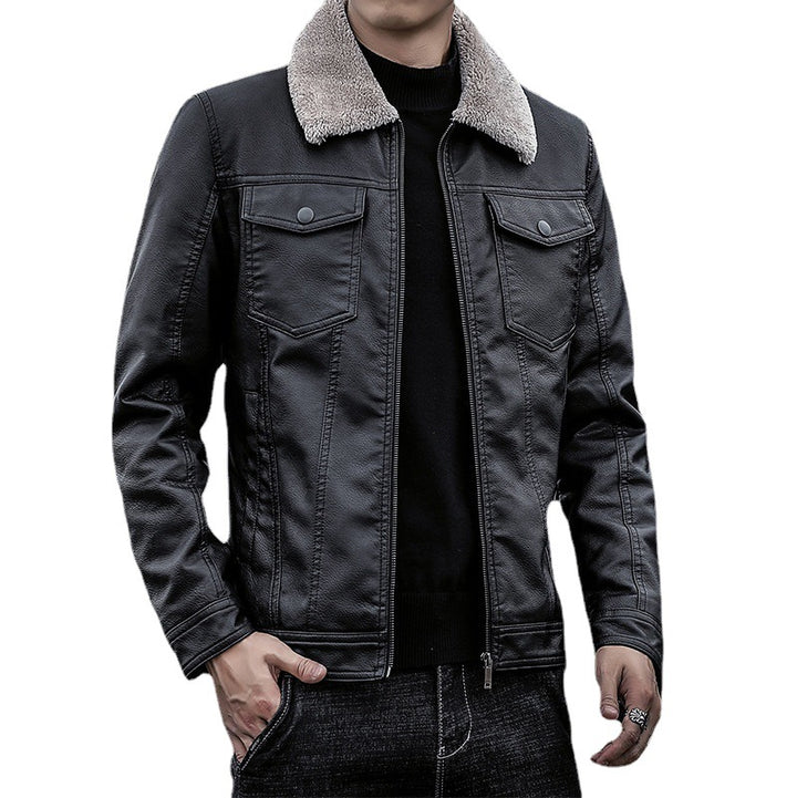 Herren Kunstleder-Truckerjacke mit wärmendem Sherpa-Kragen und Pattentaschen – Taviero