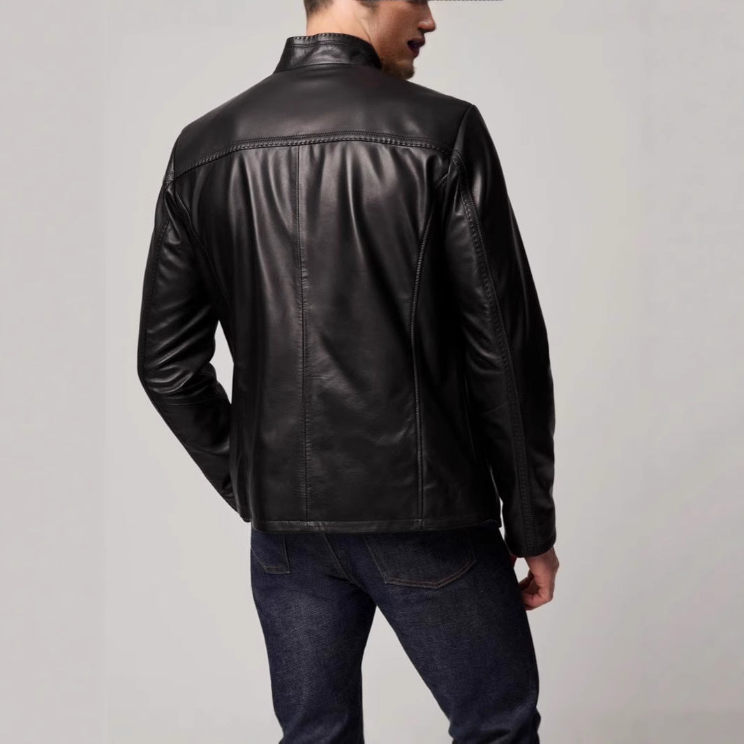 Herren elegante Lederjacke mit hohem Kragen und dezenten Details Echoarchiv