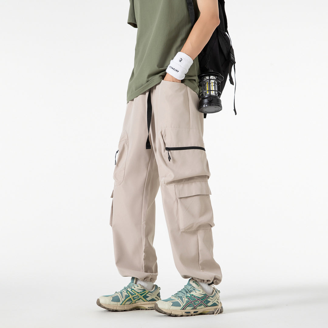 Herren Breite Cargo-Hose im Utility-Design mit elastischem Bund, integrierter Gurt und multifunktionalen Taschen Echo Archiv
