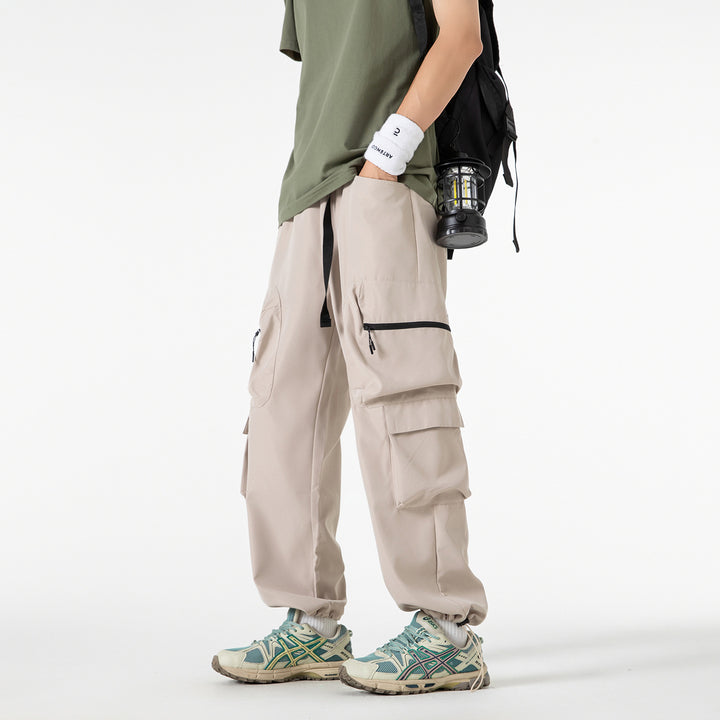 Herren Breite Cargo-Hose im Utility-Design mit elastischem Bund, integrierter Gurt und multifunktionalen Taschen Echo Archiv