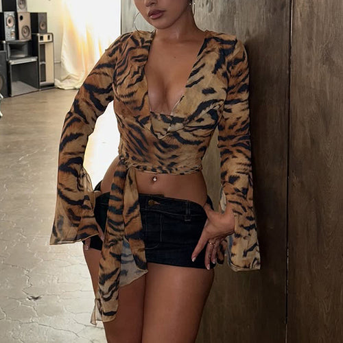 Damen Wickeloberteil mit tiefem V-Ausschnitt und eleganten Rüschendetails Echo Archiv