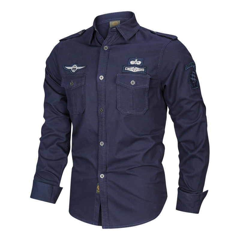 Herren nan tailliertes Baumwollhemd mit Schulterklappen, aufgesetzten Brusttaschen und markanten Patch-Details Echo Archiv