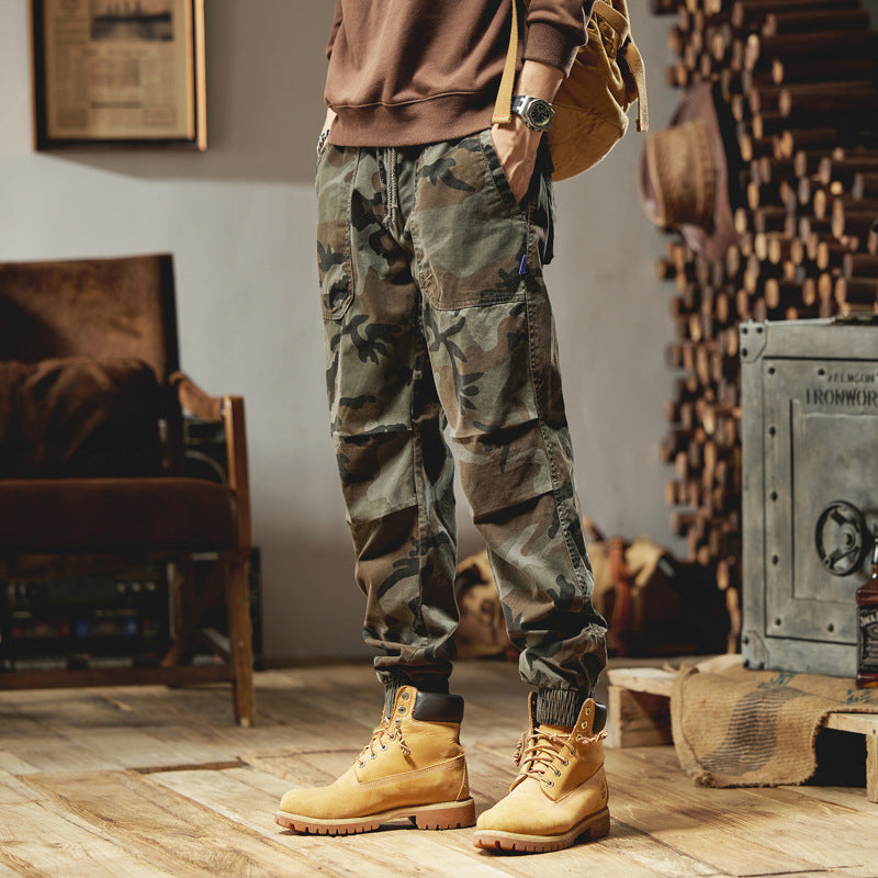 Herren Camouflage-Cargojogger aus robustem Ripstop mit Tunnelzugbund, Kniefalten und elastischen Bündchen Echo Archiv