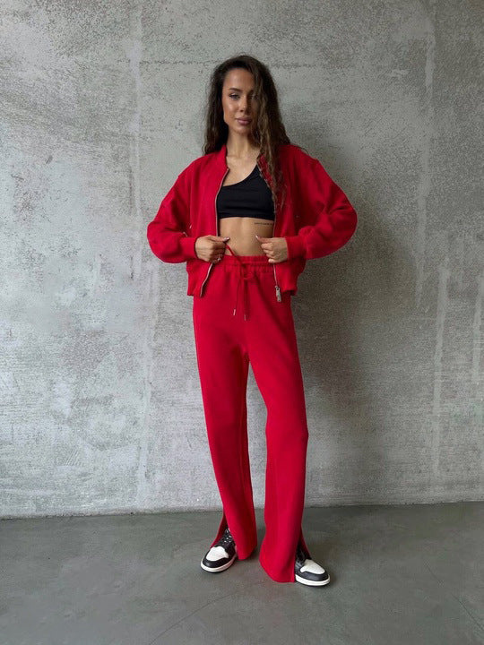 Damen weiches Velours-Zweiteiler mit kurzem Reißverschluss-Bomber und High-Waist-Hose mit Bein-Schlitz – Avenza