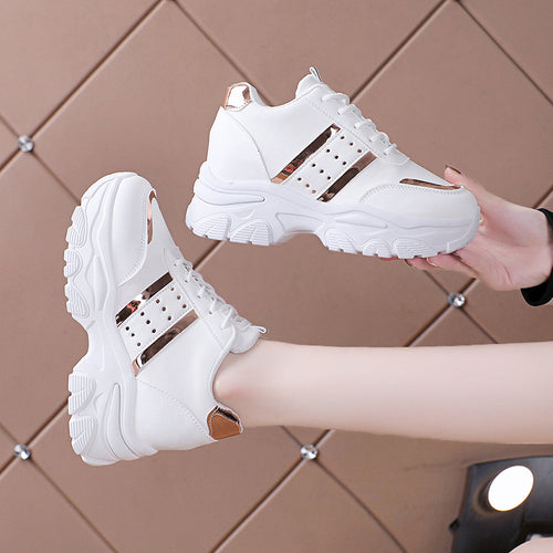 Damen Modische Plateau-Sneaker mit Chunky-Sohle und Metallic-Applikationen – Névara