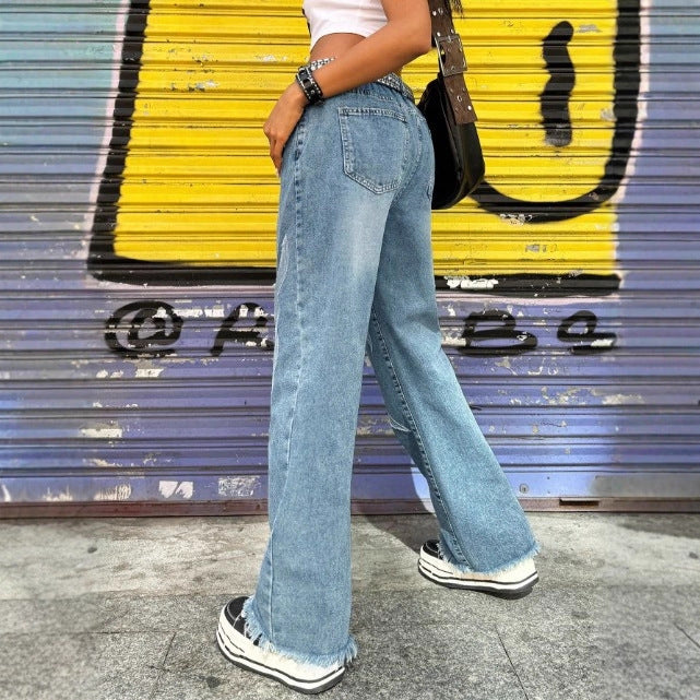 Damen weite Denim-Jeanshose mit Tribal-Applikation, rohem Saum und relaxed Fit Echo Archiv