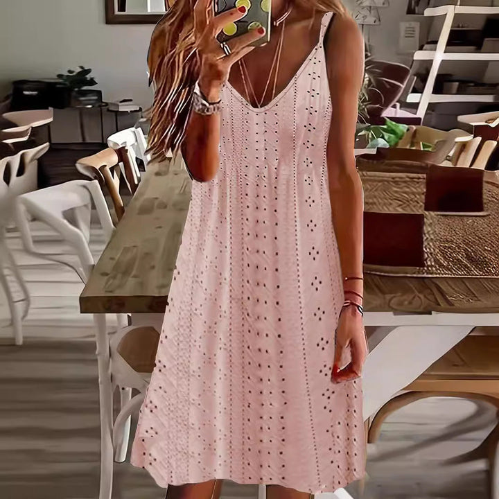 Damen Ärmelloses Sommerkleid mit dekorativem Lochmuster und V-Ausschnitt Echoarchiv