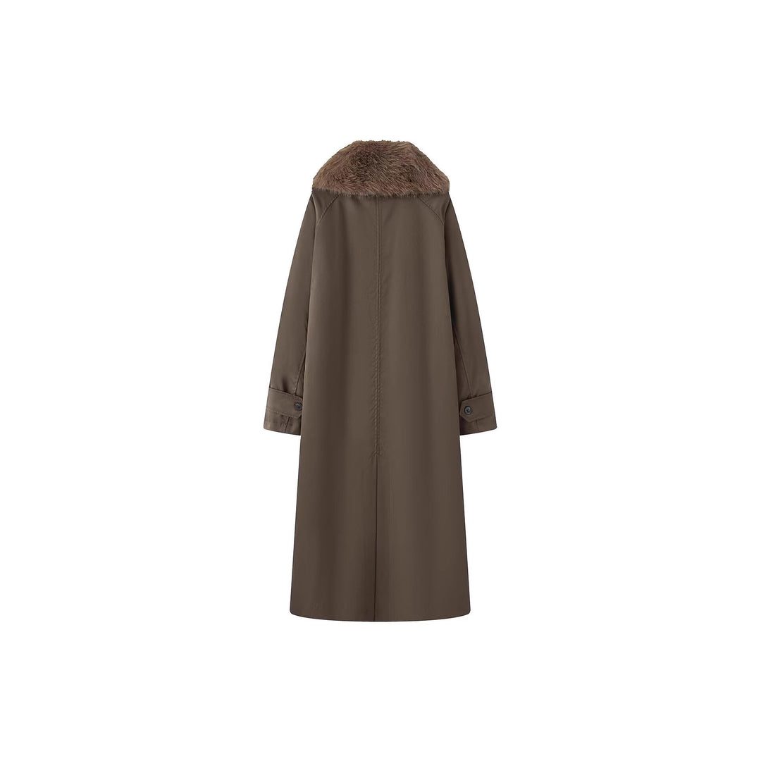 Damen langer Oversize Wollmantel mit abnehmbarem Kunstfellkragen und seitlichen Eingrifftaschen Echo Archiv