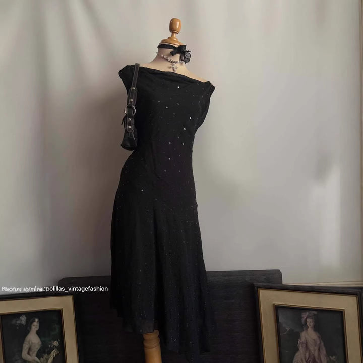 Damen Elegantes Abendkleid mit verführerischen Glitzerakzenten Echo Archiv