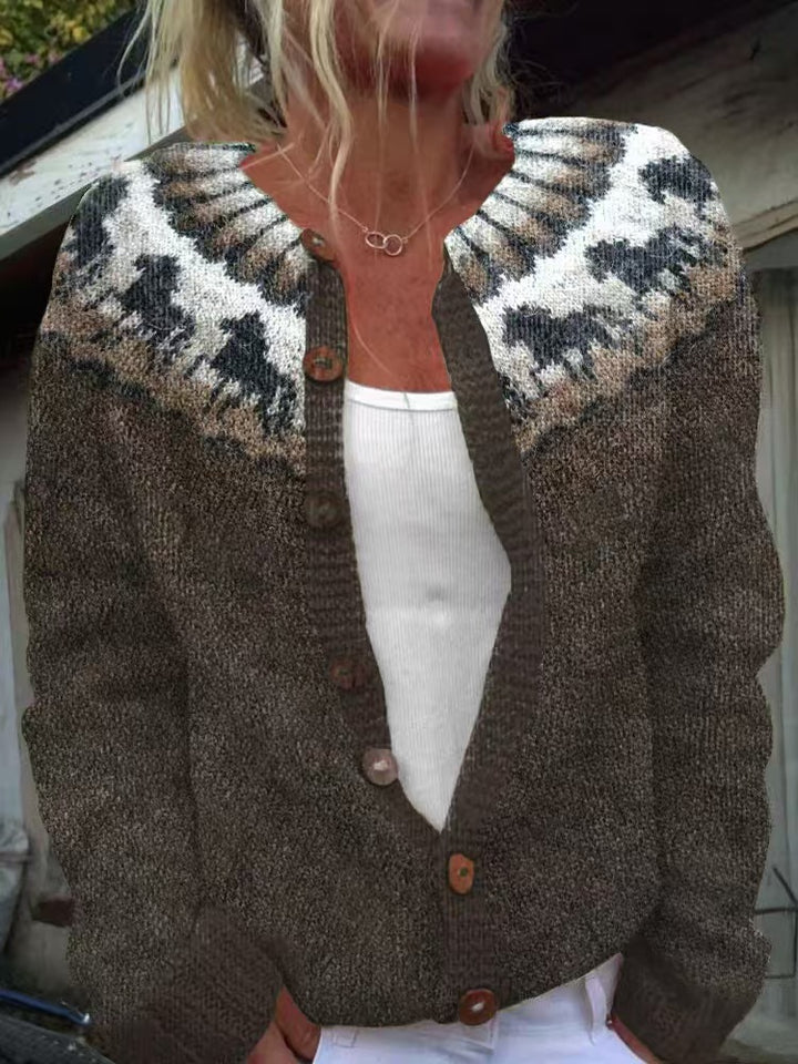 Damen nan gemusterte Strickjacke mit Rundpasse, Holzknöpfen und Eingrifftaschen Echo Archiv