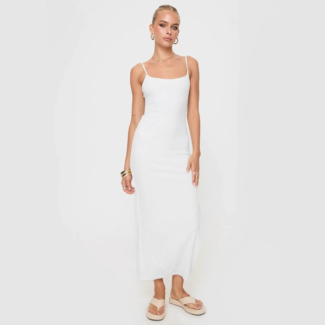 Damen Maxikleid mit schmalen Spaghettiträgern und figurumspielendem Schnitt Echo Archiv