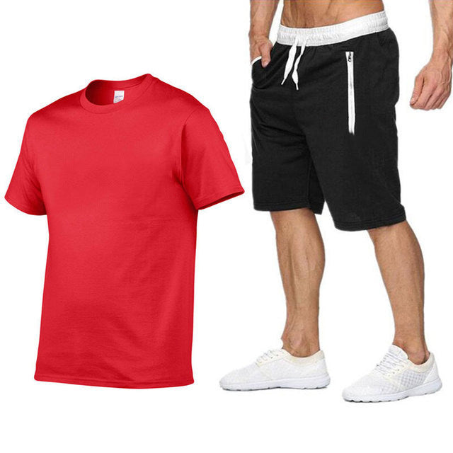 Herren sportliches T-Shirt und bequeme Shorts im lässigen Stil Echoarchiv