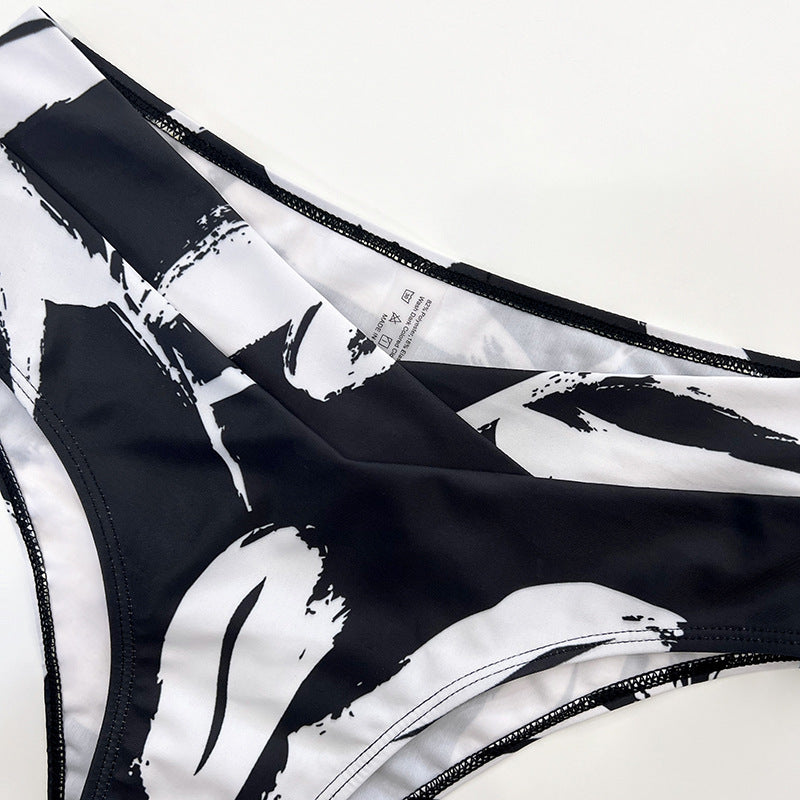 Damen Strandkimono mit floralem Muster und seitlichem Schlitz Echo Archiv
