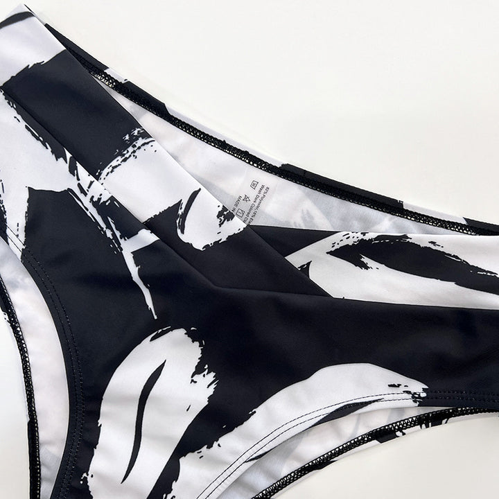 Damen Strandkimono mit floralem Muster und seitlichem Schlitz Echo Archiv