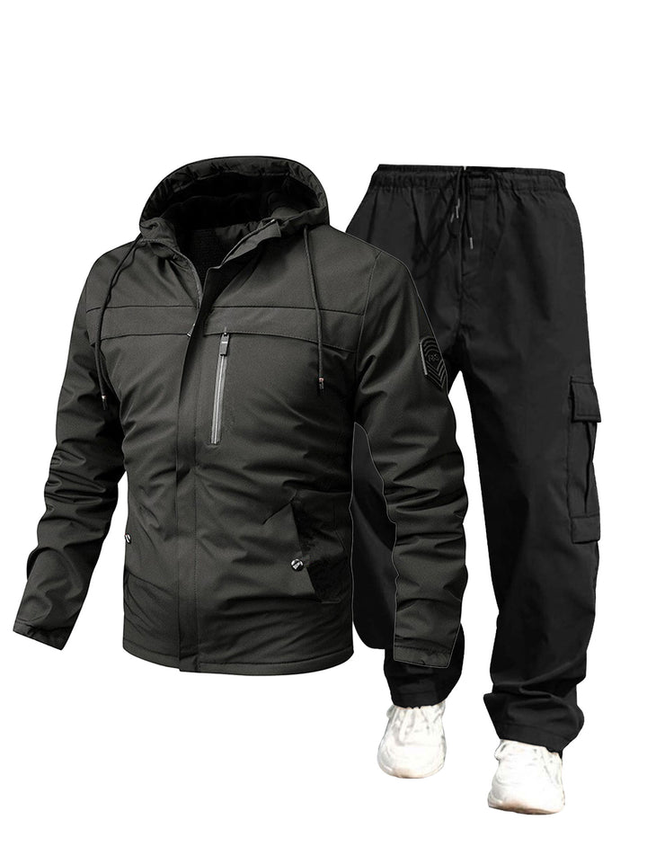 Herren Wetterfeste Outdoor-Jacke und Cargo-Hose Echo Archiv