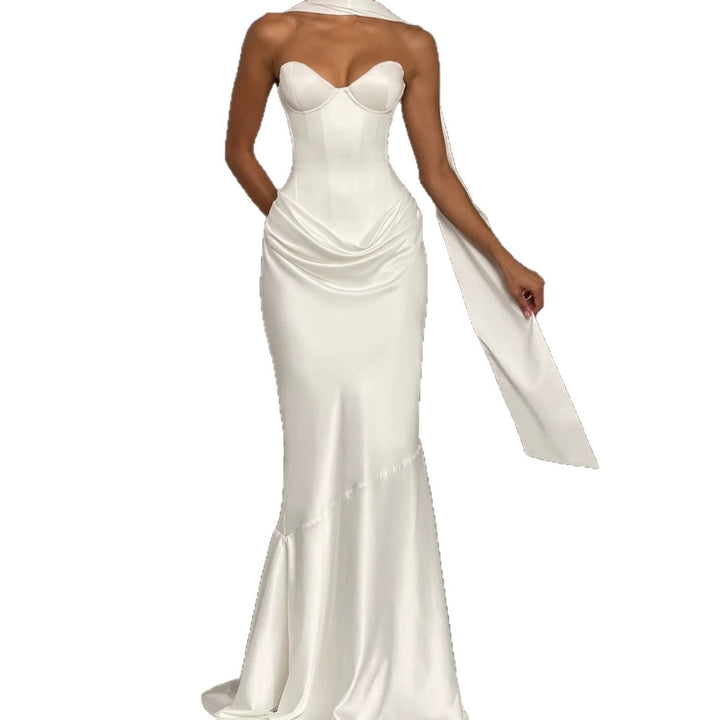 Damen Glamouröses Abendkleid mit taillierter Korsett-Optik Echo Archiv