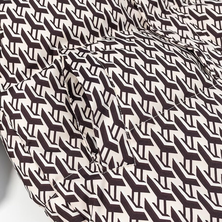 Damen Steppjacke mit hohem Kragen und grafischem Jacquardmuster Echo Archiv