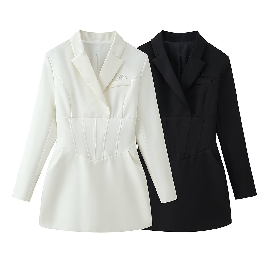 Damen Tailliertes Blazerkleid mit Korsettnaht und Reverskragen Echo Archiv