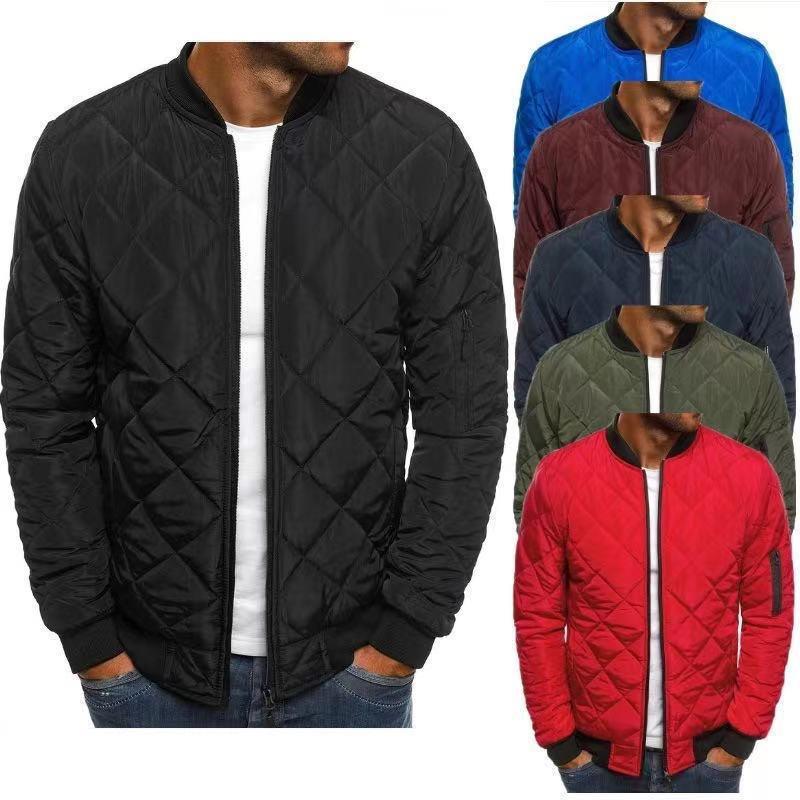 Herren Steppjacke mit elastischen Rippbündchen und praktischen Reißverschlusstaschen Echoarchiv