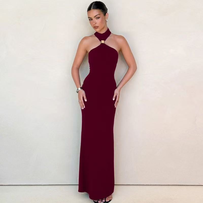 Damen Elegantes Maxikleid mit schickem Halterneck und figurbetonter Silhouette Echo Archiv