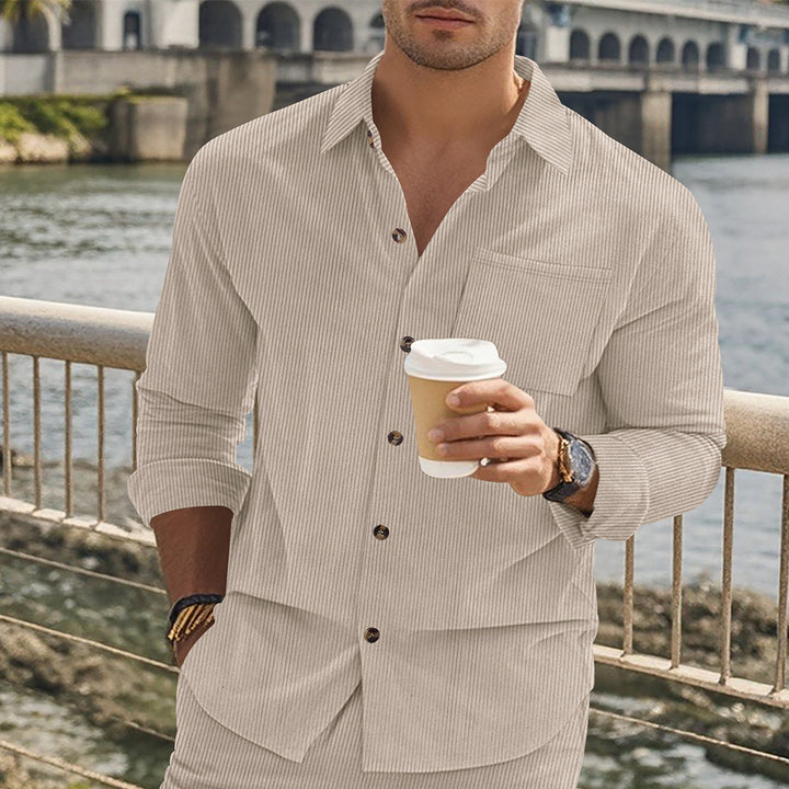 Herren gestreiftes Langarmshirt mit modischem Stehkragen und praktischer Brusttasche Echoarchiv