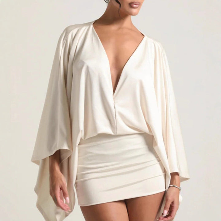 Damen nan Cape-Minikleid mit tiefem V-Ausschnitt, Fledermausärmeln und tailliertem Minirock Echo Archiv