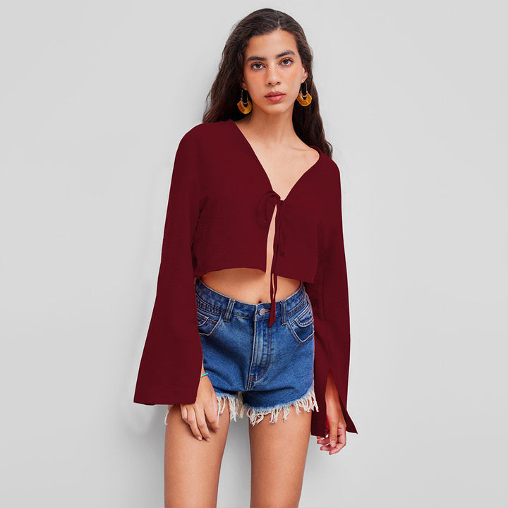 Damen kurzes Bindecrop-Top mit V-Ausschnitt, Knotenbindetail und Glockenärmeln – Avérine