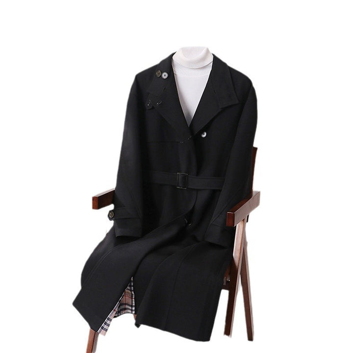 Herren Langgeschnittener Minimalistischer Trenchcoat mit Schalkragen und verstellbaren Ärmelriemen Echoarchiv