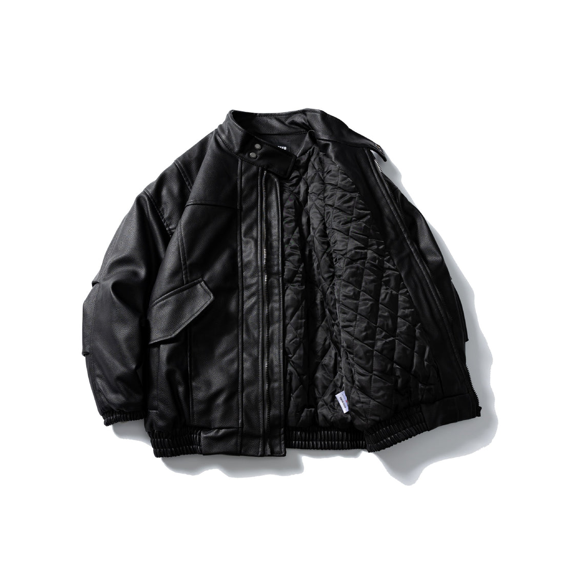 Herren Leder-Blouson im Aviator‑Stil mit hohem Drehkragen, Pattentaschen und elastischem Saum Echoarchiv