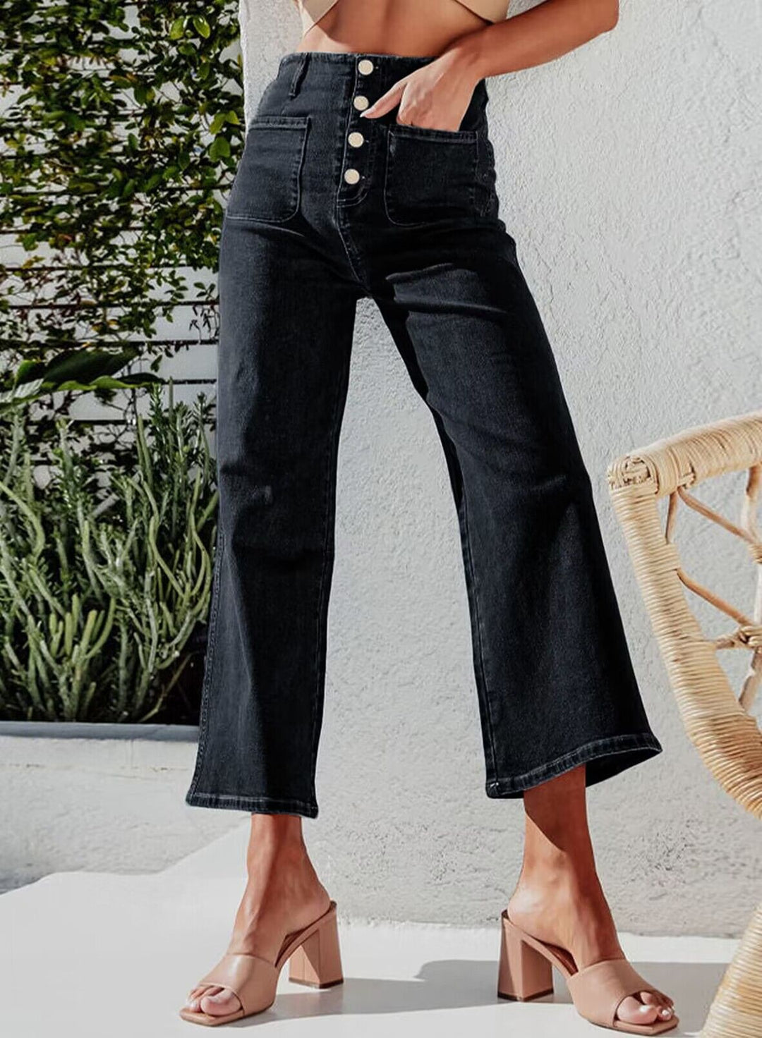 Damen High-Waist Jeans mit Knopfdetail und weitem Bein Echo Archiv