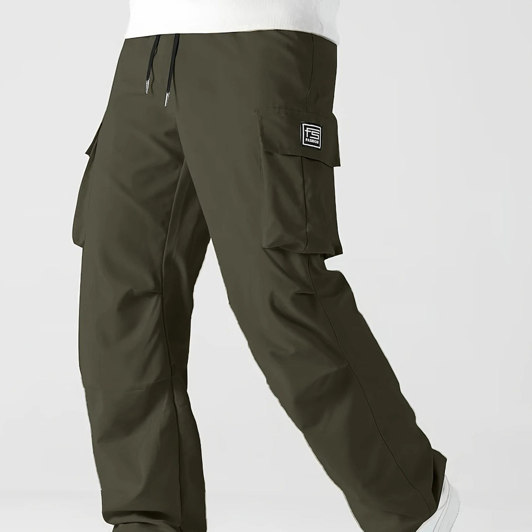 Herren Relaxed Cargo-Hose mit Tunnelzugbund, großen Klapp‑Utilitytaschen und geradem Bein Echo Archiv