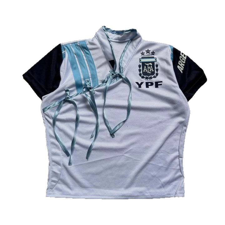 Damen Sport-Trikot mit figurbetontem Schnitt und innovativen Krawatten Echo Archiv