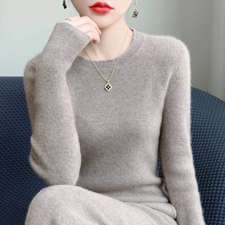 Damen Weicher Feinstrickpullover mit welligem Rundhalsausschnitt und kaschmirähnlicher Oberfläche Echoarchiv