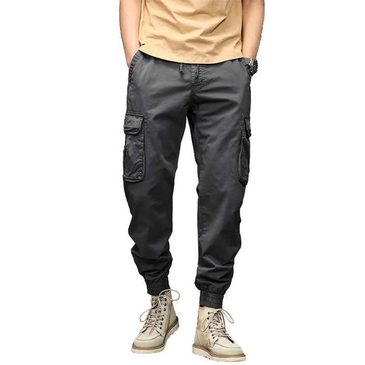 Herren Cargo-Jogginghose im Utility‑Stil mit Tunnelzugbund, Mehrfachtaschen und Reißverschluss‑Knöchel Echo Archiv