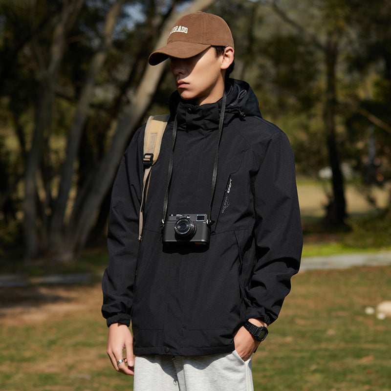 Damen zweilagige wasserabweisende Outdoorjacke mit Kapuze, Taillenregulierung und Kontrastbesätzen Echoarchiv
