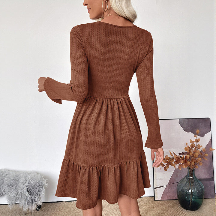 Damen Rippstrick-Midikleid mit Korsagen-Nähten, quadratischem Ausschnitt und Stufenrock Echoarchiv