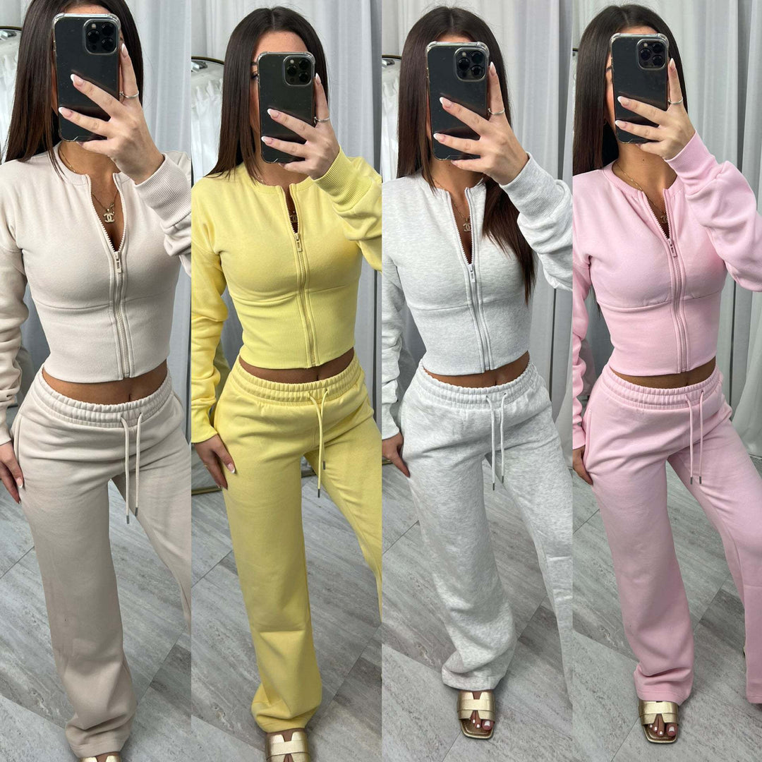 Damen nan kurzes Zip-Cropped-Shirt mit formendem Bund und breite Relax-Sweatpants mit Tunnelzug Echo Archiv