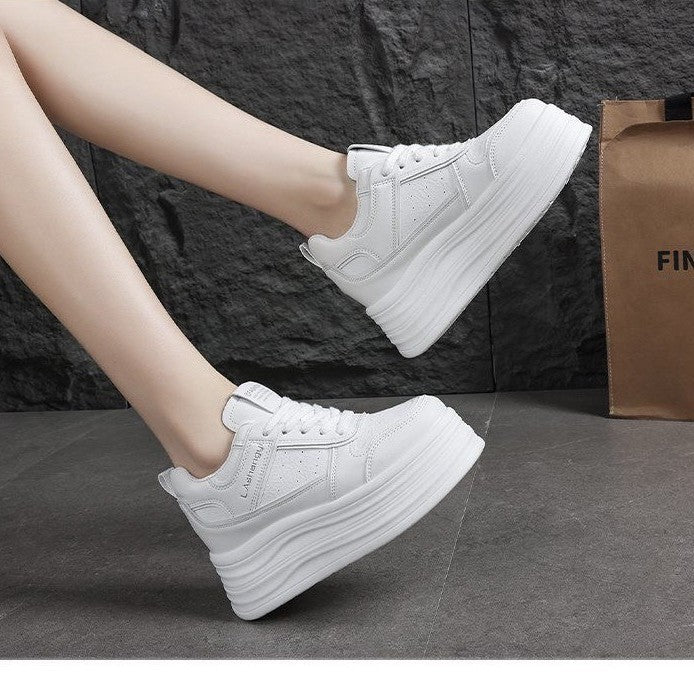 Damen Hochmodische Plateau Sneakers mit eleganter Silhouette Echo Archiv