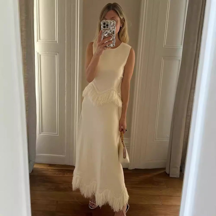 Damen Elegantes Maxikleid mit Fransenbesatz und feinem Saum Echo Archiv