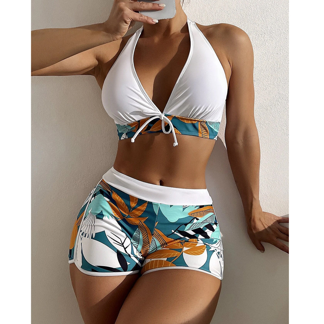 Damen Bikini-Set mit hochgeschnittenen Shorts und verspieltem Bandeau-Oberteil Echo Archiv